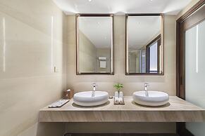 Canvas Danang Beach Hotel