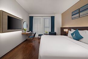 Canvas Danang Beach Hotel