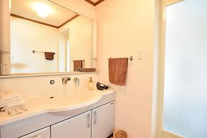 Ocean Front BEACH 312 hot spring