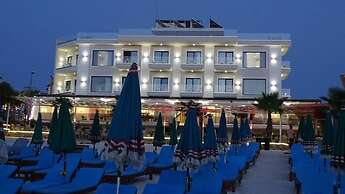 King Hotel Ksamil