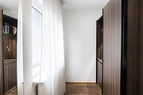 Nomad Serviced Apartments