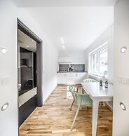 Nomad Serviced Apartments