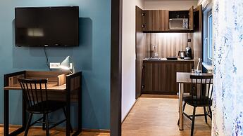 Nomad Serviced Apartments