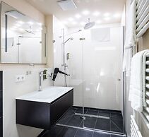 Nomad Serviced Apartments