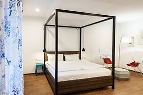 Nomad Serviced Apartments