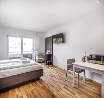 Nomad Serviced Apartments