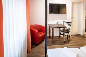 Nomad Serviced Apartments