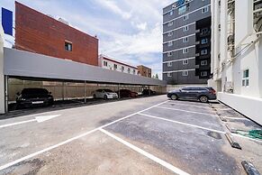 Knockin Hotel Daejeon by Aank