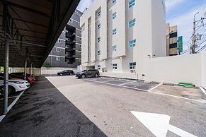 Knockin Hotel Daejeon by Aank