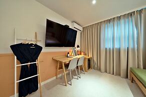 Knockin Hotel Daejeon by Aank