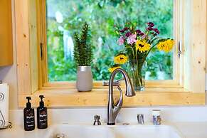 Nederland Getaway 4 Bedroom Home by RedAwning