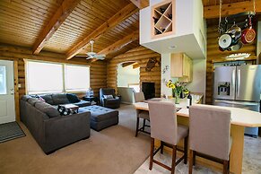 Nederland Getaway 4 Bedroom Home by RedAwning