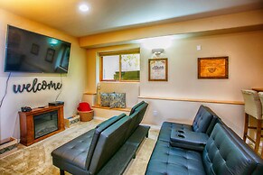 Nederland Getaway 4 Bedroom Home by RedAwning