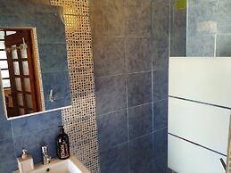 Beautiful Beach House At Sounio