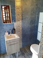 Beautiful Beach House At Sounio