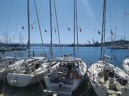 Beautiful Beach House At Sounio