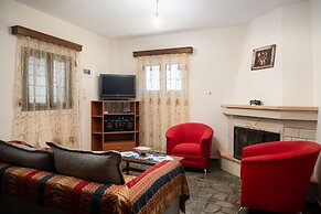 Petrakis Maisonette Near The Sea