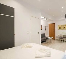 Wonderful Renovated Studio In Thisio