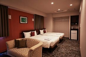 Y'sinn Naha Orokuekimae