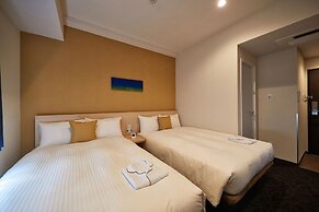 Y'sinn Naha Orokuekimae