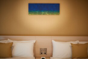 Y'sinn Naha Orokuekimae