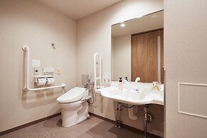 Y'sinn Naha Orokuekimae