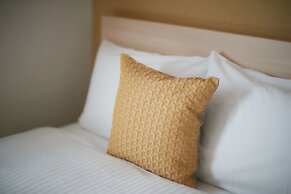 Y'sinn Naha Orokuekimae