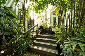 The Mermaid & Alligator