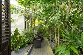 The Mermaid & Alligator