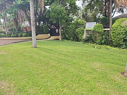 Charming 6-bed House With Swimming Pool in Harare