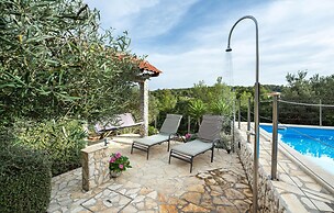 Nice Home in Rukavac With Wifi and 4 Bedrooms