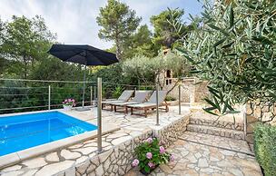 Nice Home in Rukavac With Wifi and 4 Bedrooms