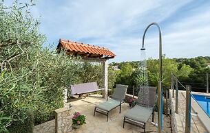 Nice Home in Rukavac With Wifi and 4 Bedrooms