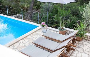 Nice Home in Rukavac With Wifi and 4 Bedrooms