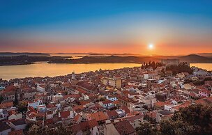 Amazing Home in Sibenik With Wifi and 1 Bedrooms