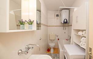 Amazing Home in Sibenik With Wifi and 1 Bedrooms