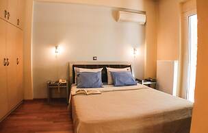 Awesome Home in Artemida With Wifi and 2 Bedrooms