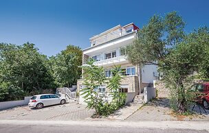 Beautiful Home in Dramalj With Wifi and 2 Bedrooms