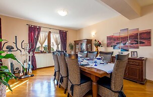 Stunning Home in Marcelji With Wifi, Outdoor Swimming Pool and 1 Bedro