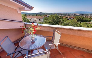 Stunning Home in Marcelji With Wifi, Outdoor Swimming Pool and 1 Bedro