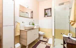 Stunning Home in Marcelji With Wifi, Outdoor Swimming Pool and 1 Bedro