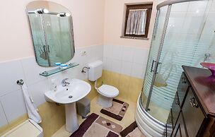 Stunning Home in Marcelji With Wifi, Outdoor Swimming Pool and 1 Bedro