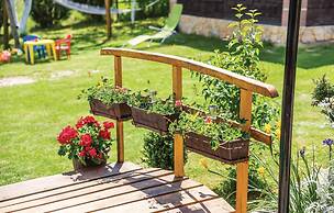 Nice Home in Licko Lesce With 2 Bedrooms and Wifi