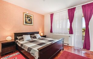 Stunning Home in Ozalj With 5 Bedrooms, Wifi and Outdoor Swimming Pool