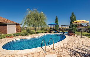 Stunning Home in Ozalj With 5 Bedrooms, Wifi and Outdoor Swimming Pool