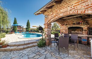 Stunning Home in Ozalj With 5 Bedrooms, Wifi and Outdoor Swimming Pool