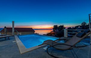 Awesome Home in Jesenice With 6 Bedrooms, Wifi and Outdoor Swimming Po