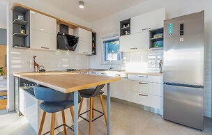 Awesome Home in Jesenice With 6 Bedrooms, Wifi and Outdoor Swimming Po