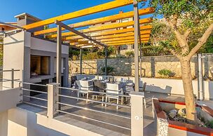 Awesome Home in Jesenice With 6 Bedrooms, Wifi and Outdoor Swimming Po