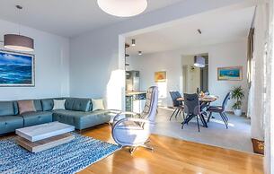 Awesome Home in Jesenice With 6 Bedrooms, Wifi and Outdoor Swimming Po